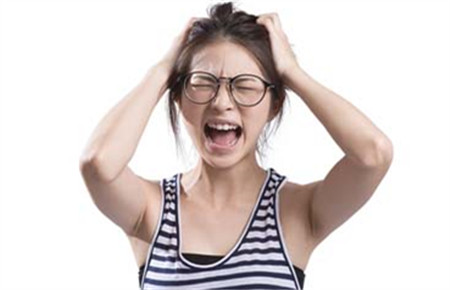 17歲女孩叛逆期怎么辦
