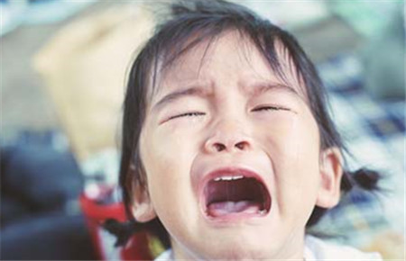 10歲了動不動就哭怎么回事
