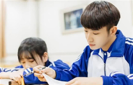 11歲小孩早戀