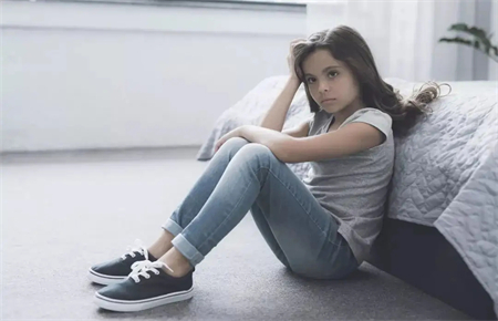 13歲孩子叛逆頂嘴怎么辦