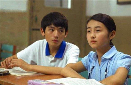12歲小女孩早戀