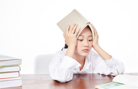 14歲孩子厭學(xué)的管教方法