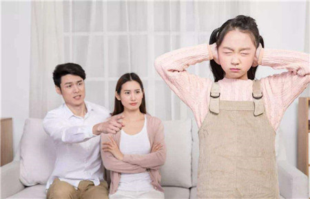 家長不恰當(dāng)?shù)慕逃绞? width=