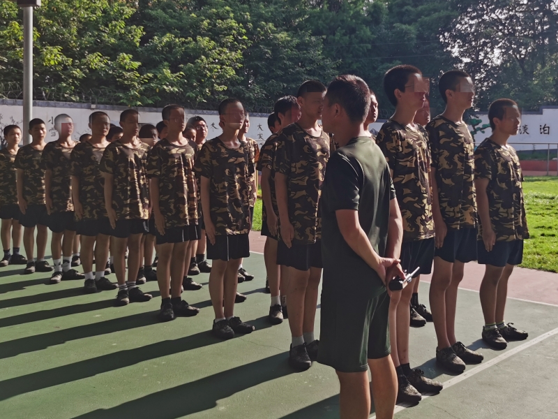 孩子叛逆期教育學校,如何管教孩子叛逆