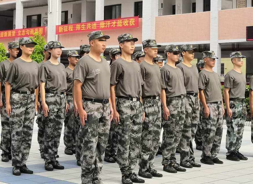 孩子叛逆期教育學校,封閉式軍事化學校